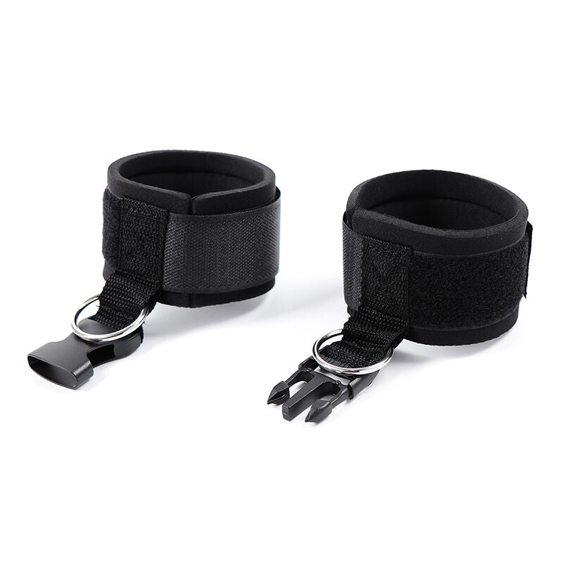 OHMAMA FETISH - Neoprene wrist restraints with Velcro fastener