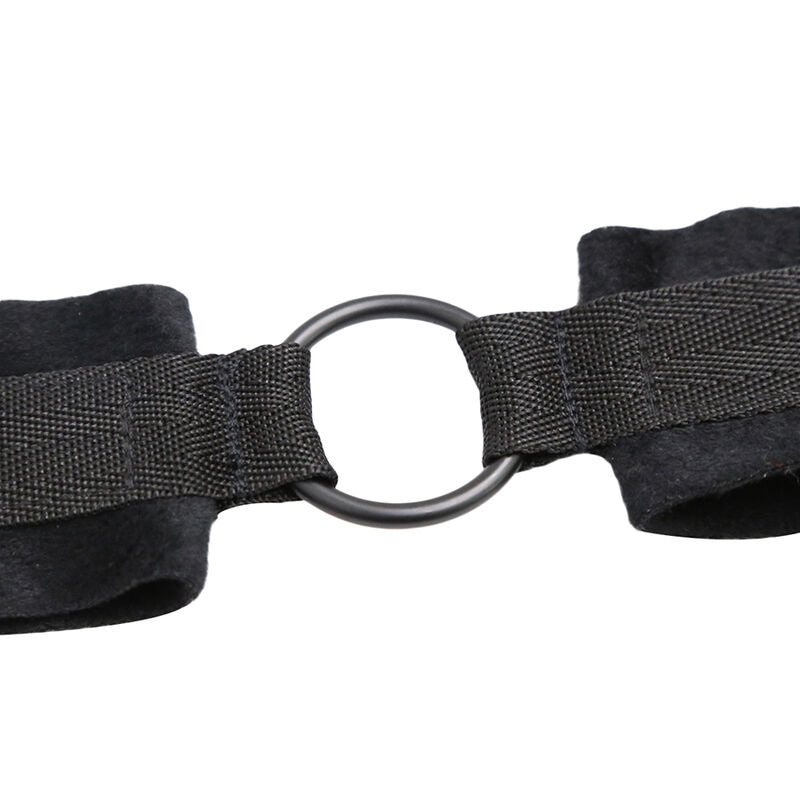 OHMAMA FETISH - BEGINNER HANDCUFFS