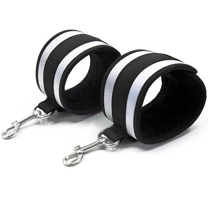 OHMAMA FETISH - GRAY WRIST CUFFS